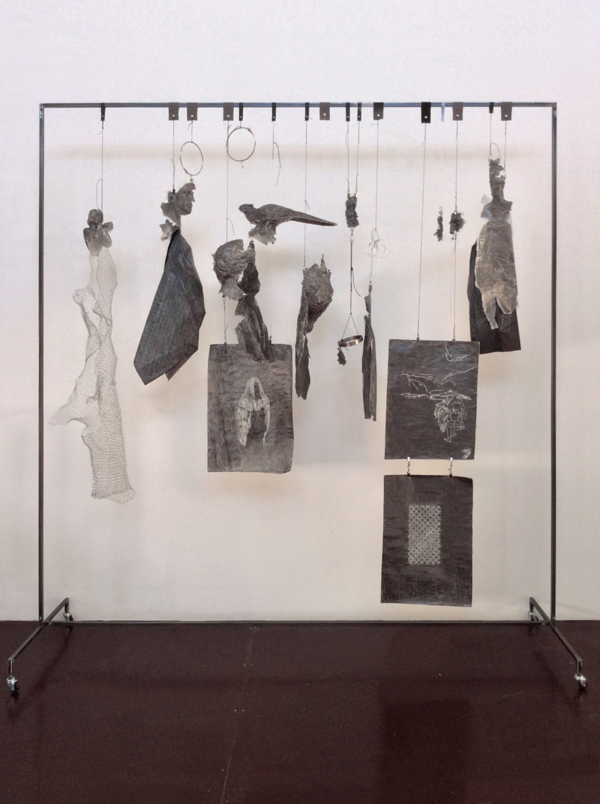 ML14A#18_MariaLoizidou_CroppingUp_2014_DrawingsAndSculptures_PencilOnPaperMetalConstruction_200x200x64cm_KalfayanGalleries